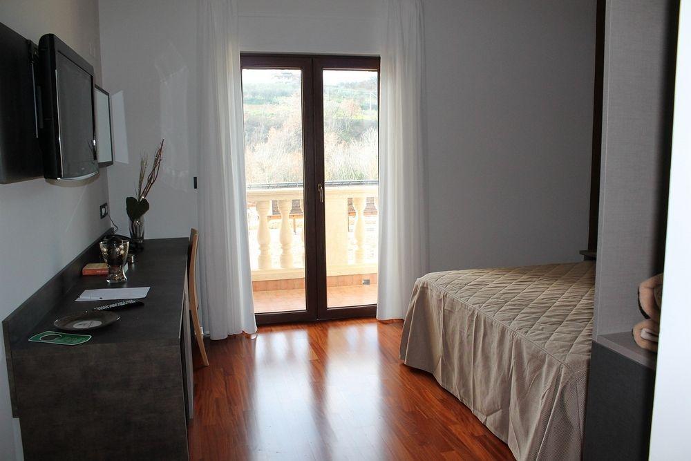 Halanus Hotel And Resort Alanno Εξωτερικό φωτογραφία
