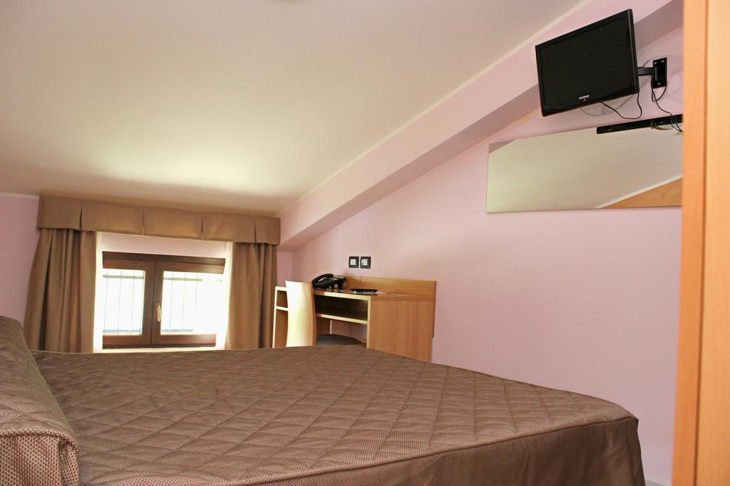 Halanus Hotel And Resort Alanno Εξωτερικό φωτογραφία
