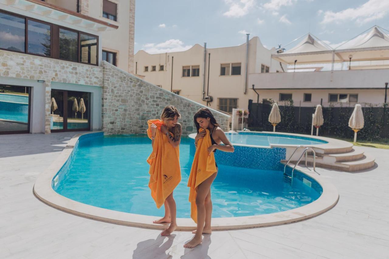 Halanus Hotel And Resort Alanno Εξωτερικό φωτογραφία